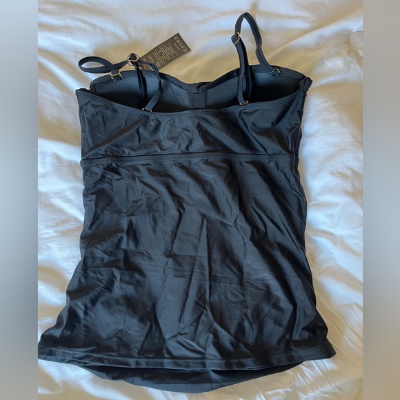 Swimsuit - Picture 2 of 5